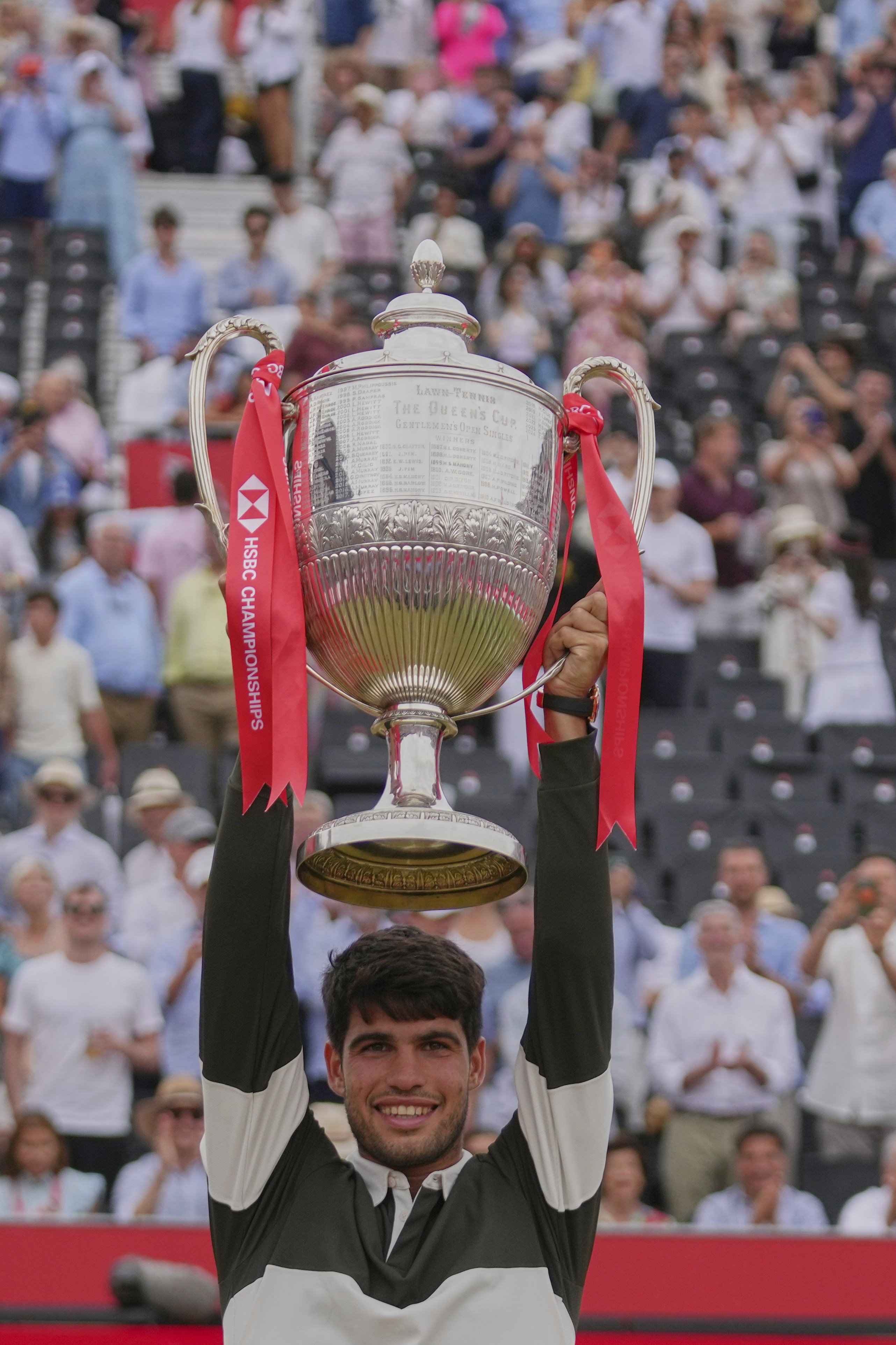 戴维斯杯横扫澳网，阿尔卡拉斯惊艳四座